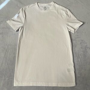 Men’s H&M Slim Fit Basic White Tee- XS